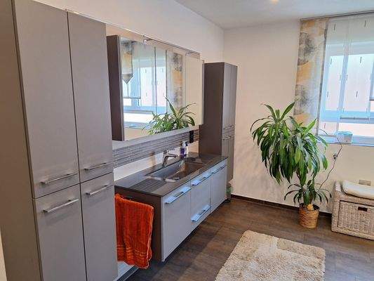 PHOTO-2025-10-11-15-27-31 (6).jpg