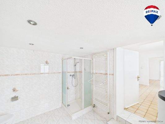 RE:MAX Immobilien DeLux Saarlouis-Roden Bad 1