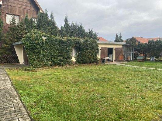 Garage, Nebengebäude