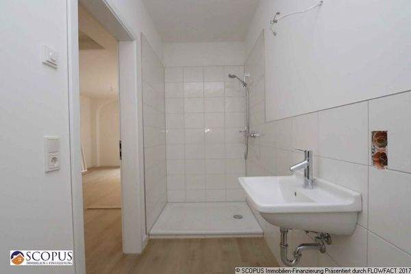 Zweites Bad mit Dusche