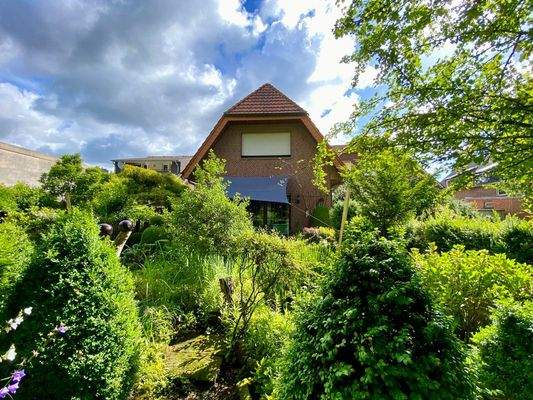 Rückansicht Wohnhaus vom Garten