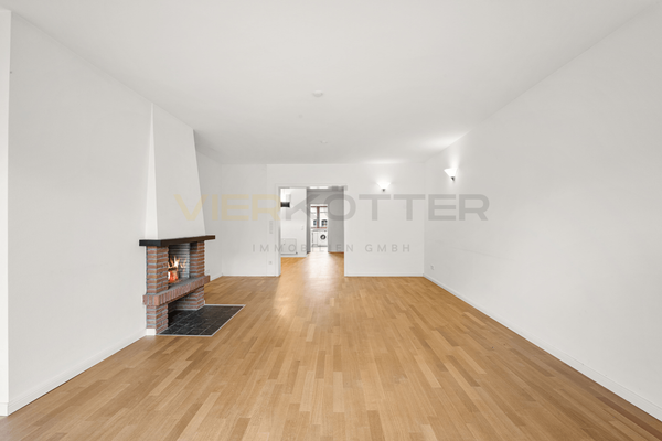 20. Wohnzimmer mit Blick in den Flur