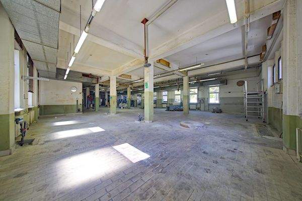 Halle 2 (Vor Entkernung)