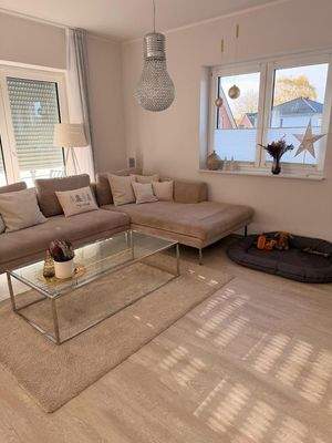 lichtdurchflutetes Wohn-/Esszimmer