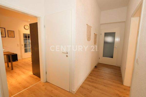 Flur Whg 1 / Zugang Whg 2