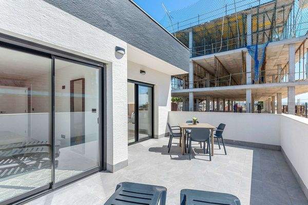 Show House Oasis Laguna 11