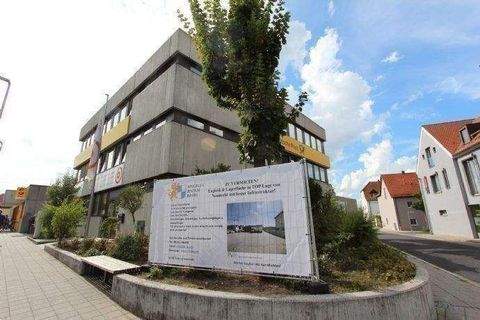 Neumarkt in der Oberpfalz Halle, Neumarkt in der Oberpfalz Hallenfläche