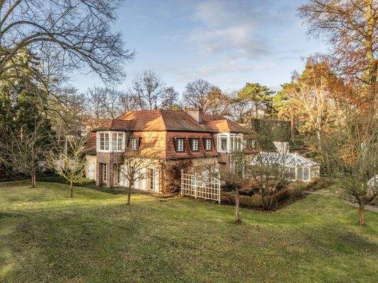 Historic coachman's villa / Ideal as a guest house