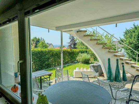 Überdachte Terrasse