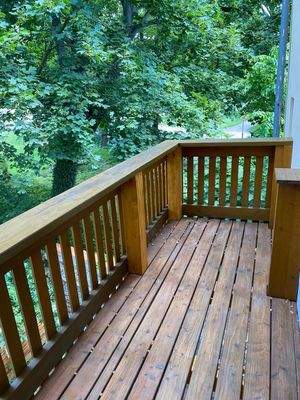 Balkon mit Blick ins Grüne