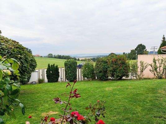 Pflegeleichtes, schön angelegtes Grundstück (Grundstück 640 m²)