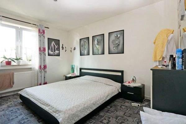 2 Schlafräume mit viel Stellfläche