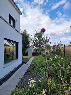 Ostseite/Erker mit Sitzfenster