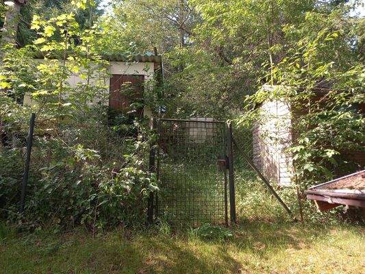 Oberes Ende der Einfriedung