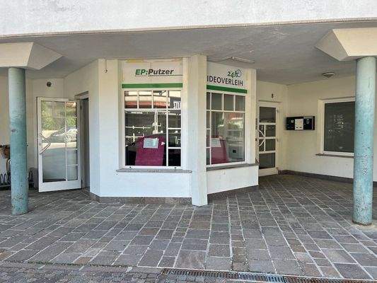 Kiosk_Werbefläche_Sand in Taufers_Bürofläche