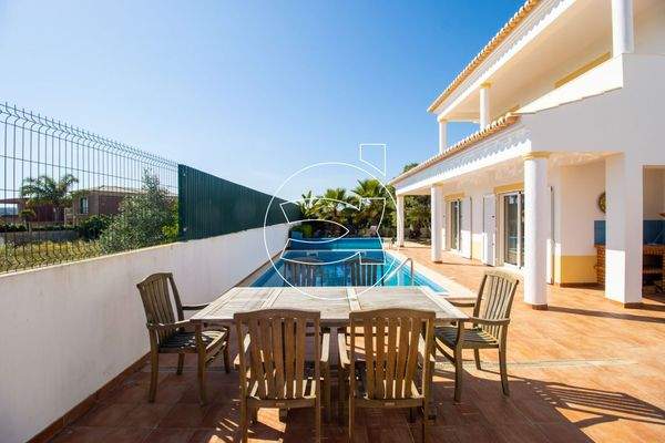 Bezauberndes Anwesen