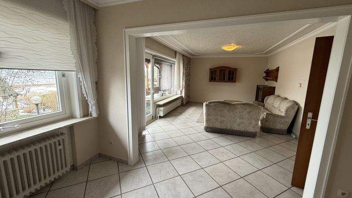 EG: Wohn-/Essbereich