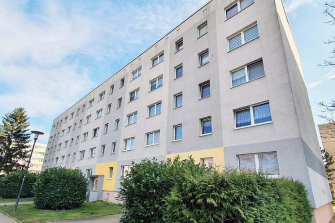 *!* NEU - sanierte, familienfreundliche 4-Raumwohnung mit Balkon *!*