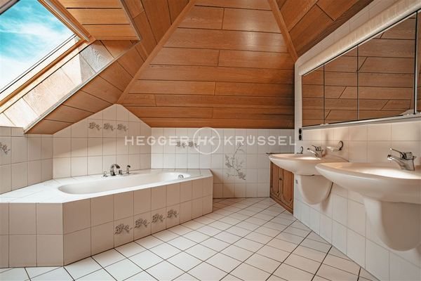 Master-Bathroom (innenliegend)