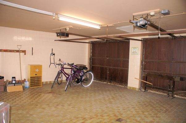 Doppelgarage mit Abstellraum