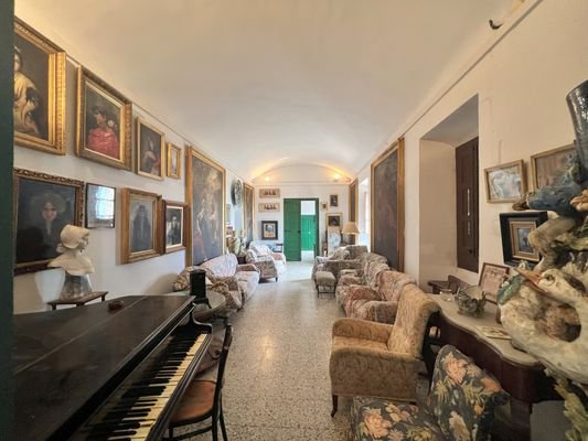 Salon
