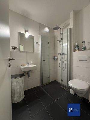 Gäste WC/Dusche.jpg 5