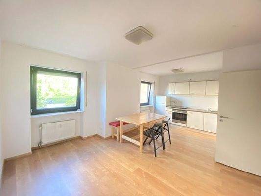 Offener Wohn- und Essbereich