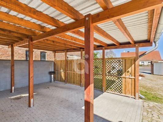 Außenbenreich Carport 1