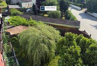 Blick_auf_den_Garten_und_Garage