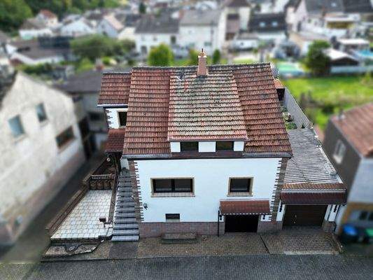 Ein-/ Zweifamilienhaus in Wadgassen