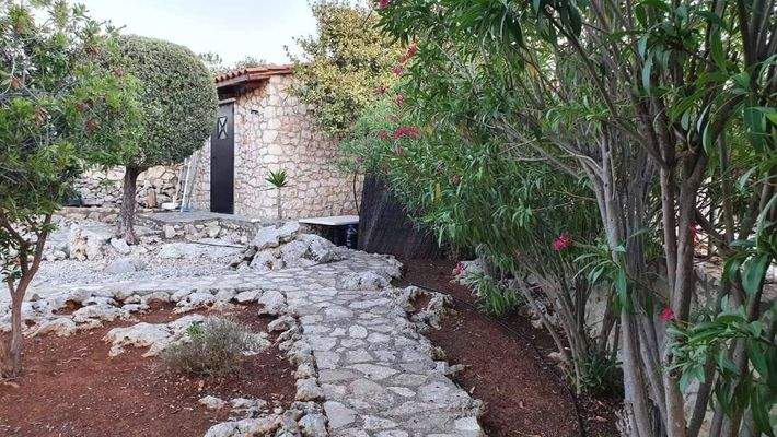 MIT VIDEO! Kreta, Plaka: Villa mit traditionellen Elementen und Meerblick zu verkaufen