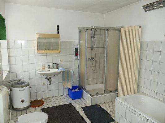 Badezimmer OG