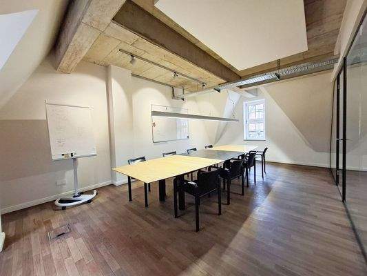 Raum 1 - Konferenzbereich Bild 2