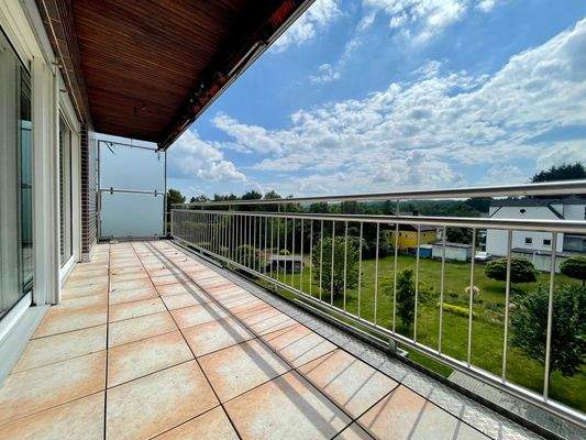 BALKON mit Fernblick