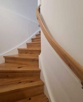 Treppe in das Obergeschoss