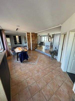 10 Eßbereich Loft rechts Bad und Gäste WC