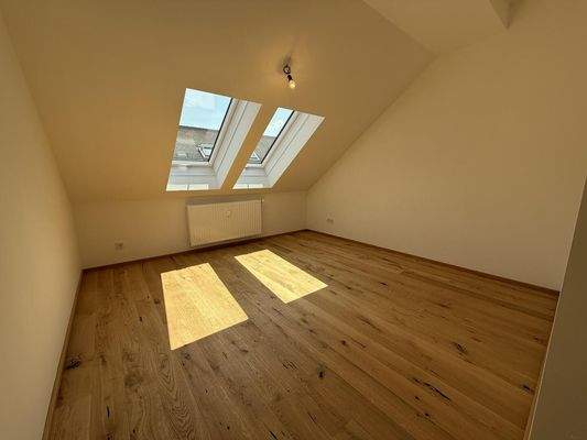 20250520_110714170_iOS