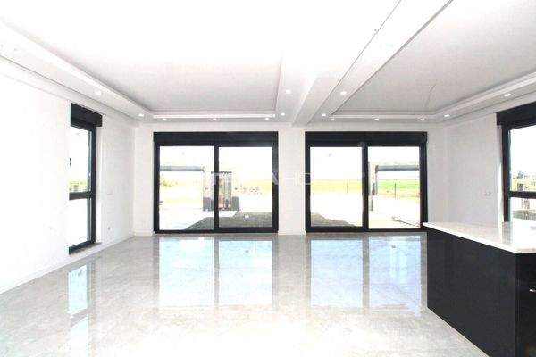 Spacious Detached House with Garden in Belek Antalya