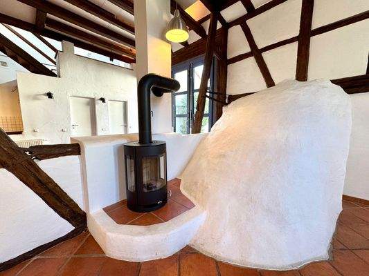 B12 Ofen Scheune.jpg