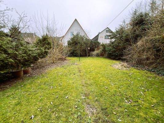 Baugrundstück 2. Reihe.jpg