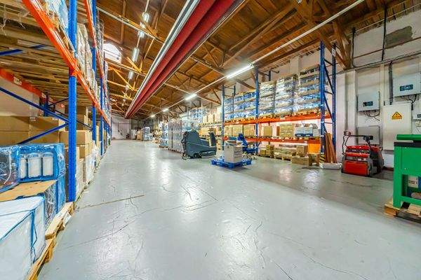 Lagerhalle (Gebäude 2)