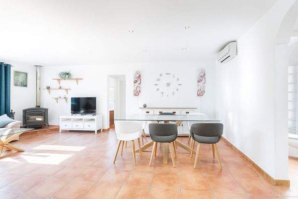 Essbereich und offener Wohnbereich