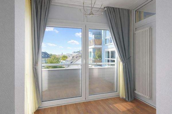 Großzügige Fensterfront