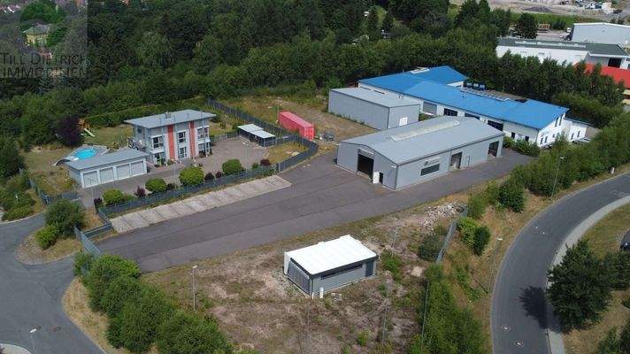 Lagerhallen + exklusives Verwaltungsgebäude