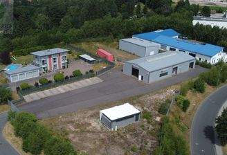 Lagerhallen + exklusives Verwaltungsgebäude