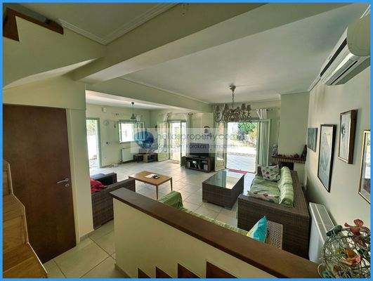 5413fee3b9c140eab64e8a4f83f06dd8-original