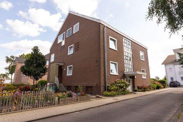 Seitliche Ansicht Haus 1