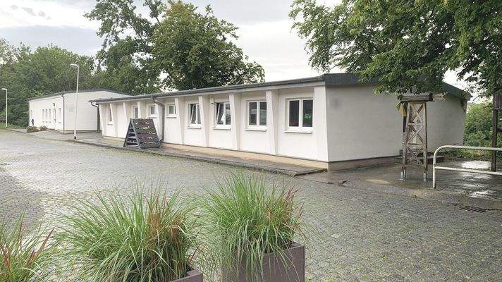 Außenansicht Gewerbeobjekt 2