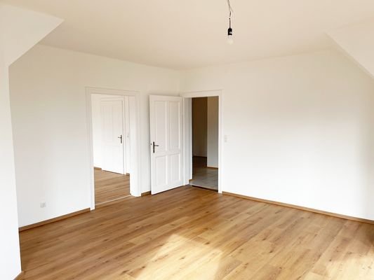 Wohnraum leer3.jpg