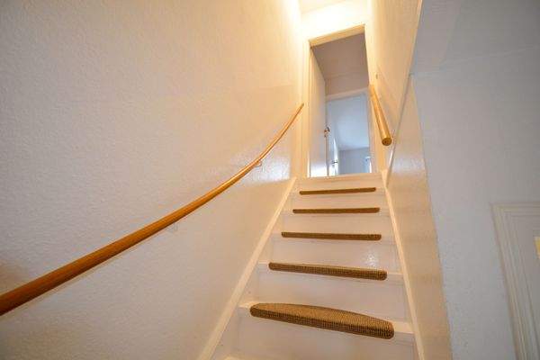 Holztreppe zum DG